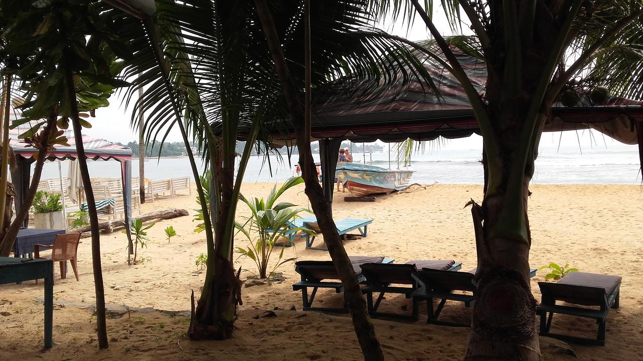 Bed and Breakfast Sea Song Unawatuna Esterno foto